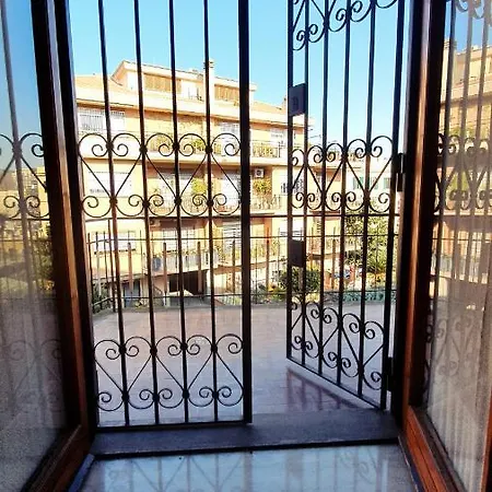 Appartamento Historical Garbatella- Entire Flat With Balcony Roma