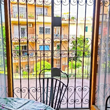 Appartamento Historical Garbatella- Entire Flat With Balcony Roma